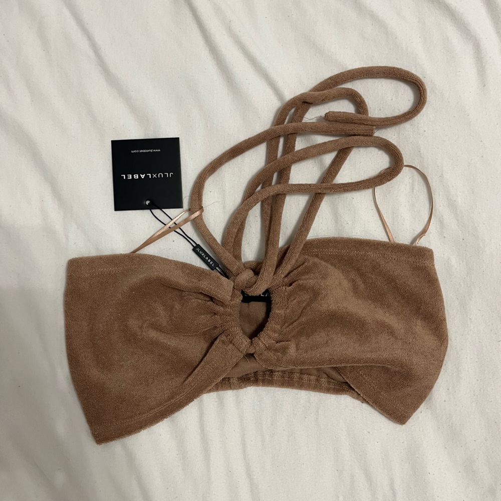 JLuxLabel Crop Top